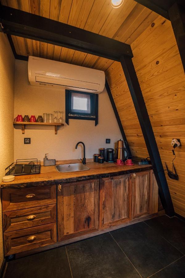 Karmatte Bungalow Kartepe Eksteriør bilde